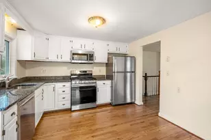 125 Lyman Rd, Milton, MA 02186 - Photo 14