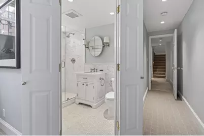 180 Marlborough St #2, Boston, MA 02116 - Photo 18
