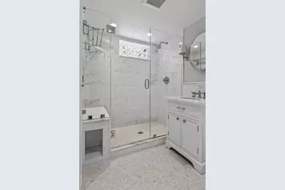 180 Marlborough St #2, Boston, MA 02116 - Photo 20