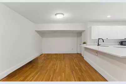 16 Garrison Rd #7, Brookline, MA 02445 - Photo 10