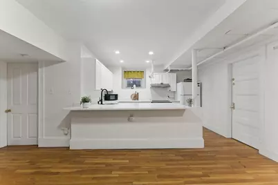 16 Garrison Rd #7, Brookline, MA 02445 - Photo 2