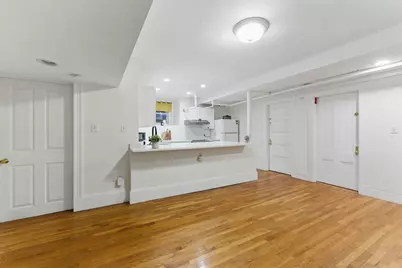 16 Garrison Rd #7, Brookline, MA 02445 - Photo 8