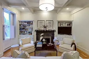 9 Temple St, Boston, MA 02114 - Photo 12
