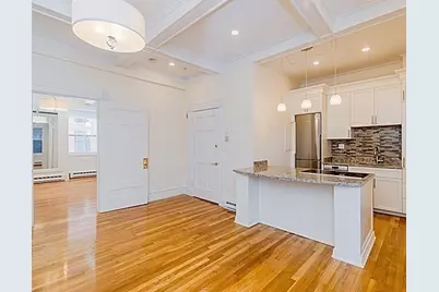 9 Temple St #1, Boston, MA 02114 - Photo 4