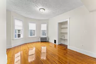 12 Gayland St, Boston, MA 02125 - Photo 14