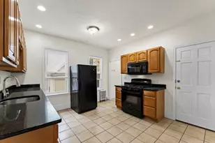 12 Gayland St, Boston, MA 02125 - Photo 16