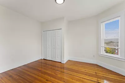 12 Gayland St, Boston, MA 02125 - Photo 8