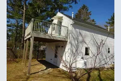 17B Oakley Avenue, Bourne, MA 02532 - Photo 4