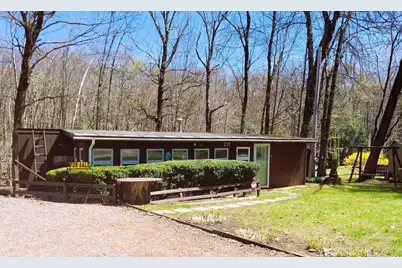 137 Sherwood Dr, Becket, MA 01223 - Photo 26