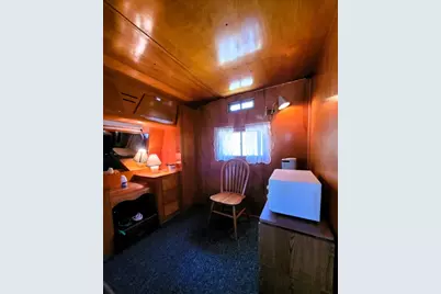 137 Sherwood Dr, Becket, MA 01223 - Photo 4