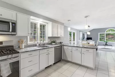 6 Kristyn Ln, North Reading, MA 01864 - Photo 4