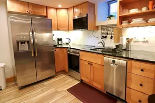182 Babcock, Brookline, MA 02446 - Photo 2