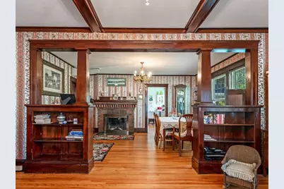 1066 Pleasant Street, Worcester, MA 01602 - Photo 14