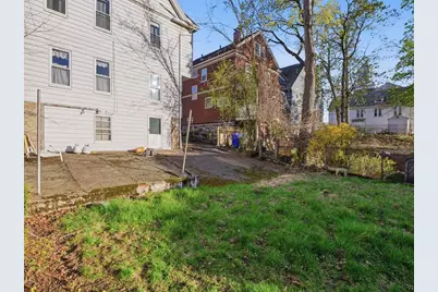 7 Sheldon St, Boston, MA 02131 - Photo 42