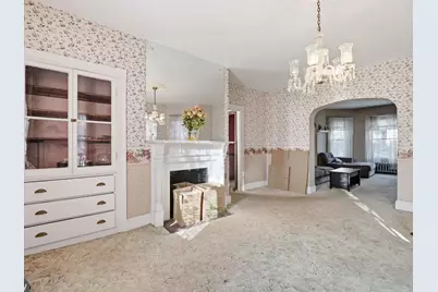 7 Sheldon St, Boston, MA 02131 - Photo 10