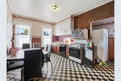 7 Sheldon St, Boston, MA 02131 - Photo 12