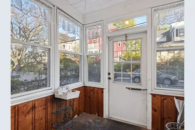 7 Sheldon St, Boston, MA 02131 - Photo 36