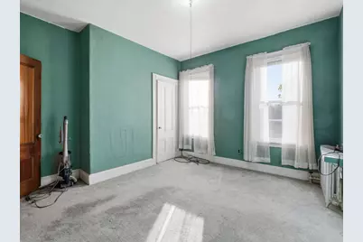 7 Sheldon St, Boston, MA 02131 - Photo 20