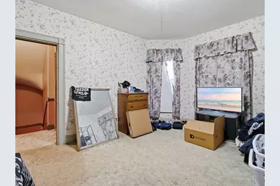 7 Sheldon St, Boston, MA 02131 - Photo 32