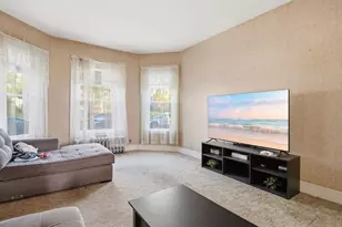 7 Sheldon St, Boston, MA 02131 - Photo 6