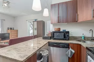 97 College Ave, Somerville, MA 02144 - Photo 6