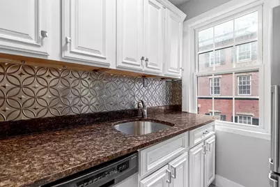 12A Melrose St #3, Boston, MA 02116 - Photo 10