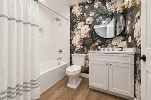 27 Suffolk St, Chelsea, MA 02150 - Photo 10