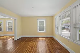38 Monponset St, Boston, MA 02136 - Photo 4