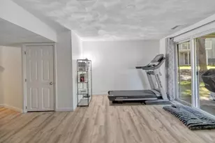 2102 Lewis O Gray Dr, Saugus, MA 01906 - Photo 18