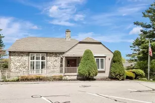 2102 Lewis O Gray Dr, Saugus, MA 01906 - Photo 40