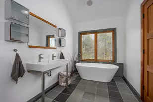 555 Coles Meadow Rd, Northampton, MA 01060 - Photo 16