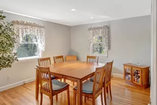 19 Saville St, Saugus, MA 01906 - Photo 20