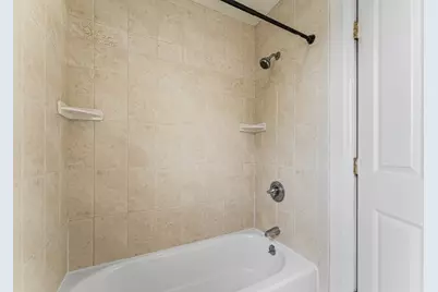 30 Russell St #5, Waltham, MA 02453 - Photo 20