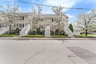 30 Russell St #5, Waltham, MA 02453 - Photo 24