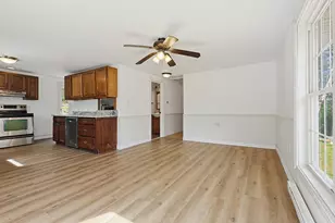 124 Old County Rd, Holland, MA 01521 - Photo 18