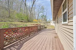 124 Old County Rd, Holland, MA 01521 - Photo 8