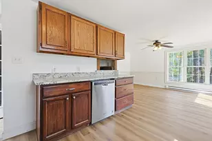 124 Old County Rd, Holland, MA 01521 - Photo 12