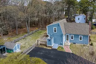 14 Daisy Ln, Yarmouth, MA 02664 - Photo 4