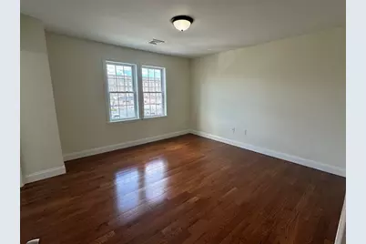 6 N Rocliffe St, Fall River, MA 02723 - Photo 12