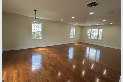 6 N Rocliffe St, Fall River, MA 02723 - Photo 6
