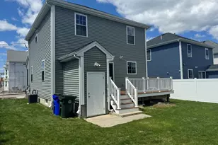 6 N Rocliffe St, Fall River, MA 02723 - Photo 18