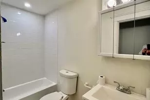 48 Endicott St, Salem, MA 01970 - Photo 8