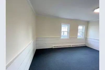 12 Essex Street #5, Andover, MA 01810 - Photo 4