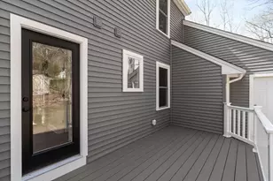 8 Boardman St, Haverhill, MA 01830 - Photo 6
