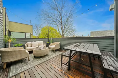 515 E 1st #8, Boston, MA 02127 - Photo 18
