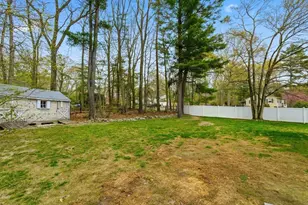 8 Bicknell St, Foxboro, MA 02035 - Photo 26