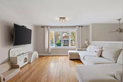 8 Bicknell St, Foxboro, MA 02035 - Photo 4
