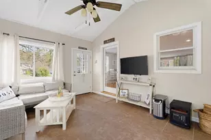 8 Bicknell St, Foxboro, MA 02035 - Photo 12