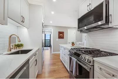 85 E India Row #34G, Boston, MA 02110 - Photo 8