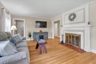 8 Hillside Rd, North Attleboro, MA 02760 - Photo 6